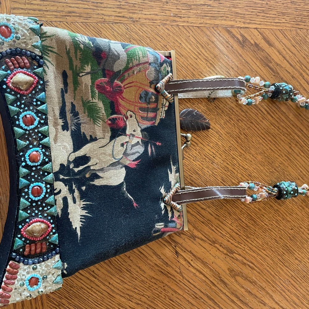 Mary Frances purse excellent condition.